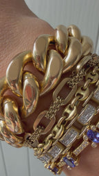 GOAT 18k gold curb