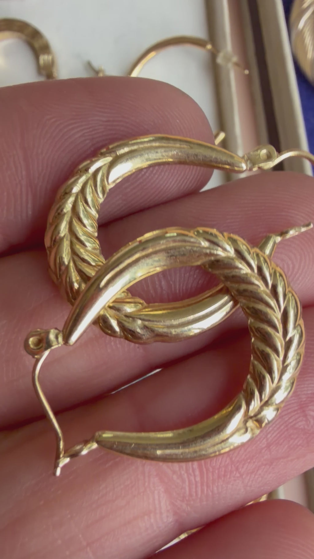 leafy hoops