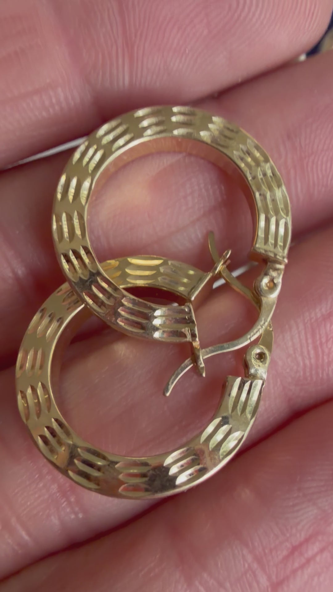 squared edge diamond cut hoop