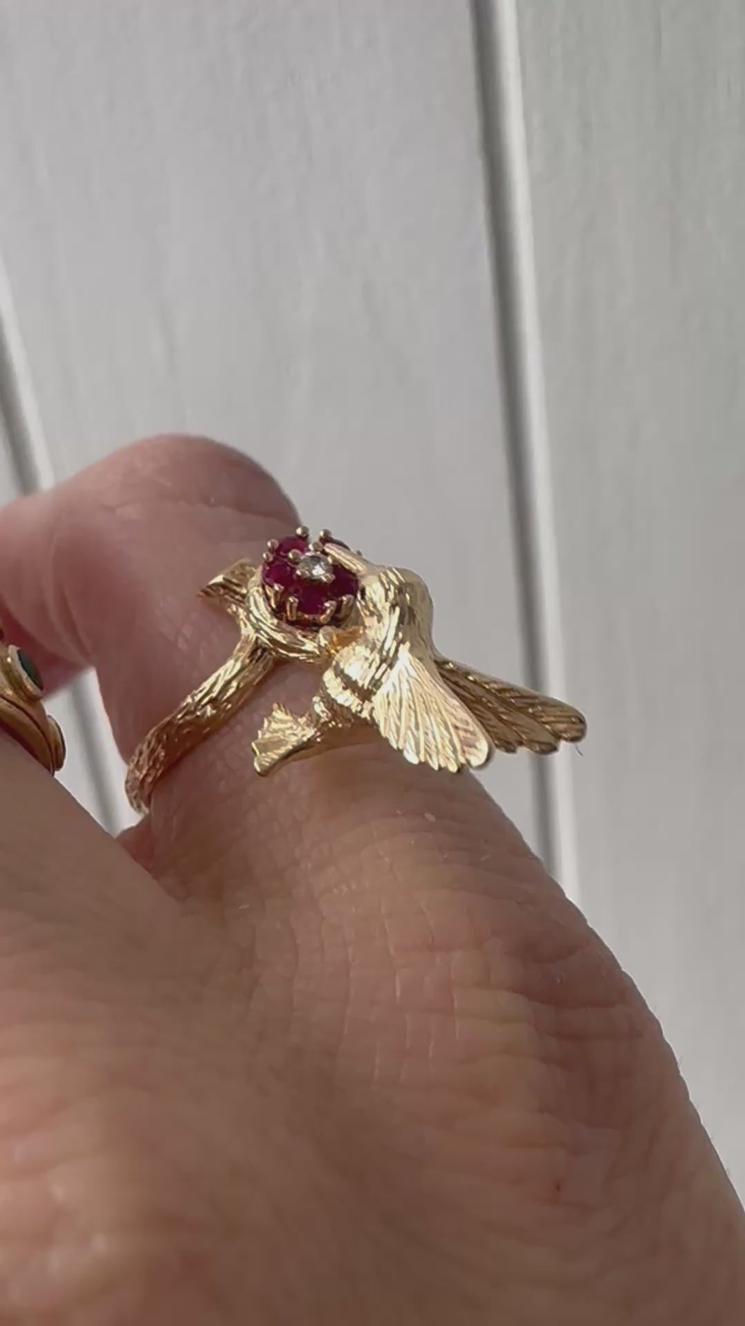 Norman Tuefel Hummingbird motion ring