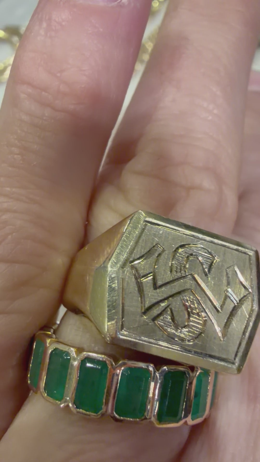 chunky SM or WS signet
