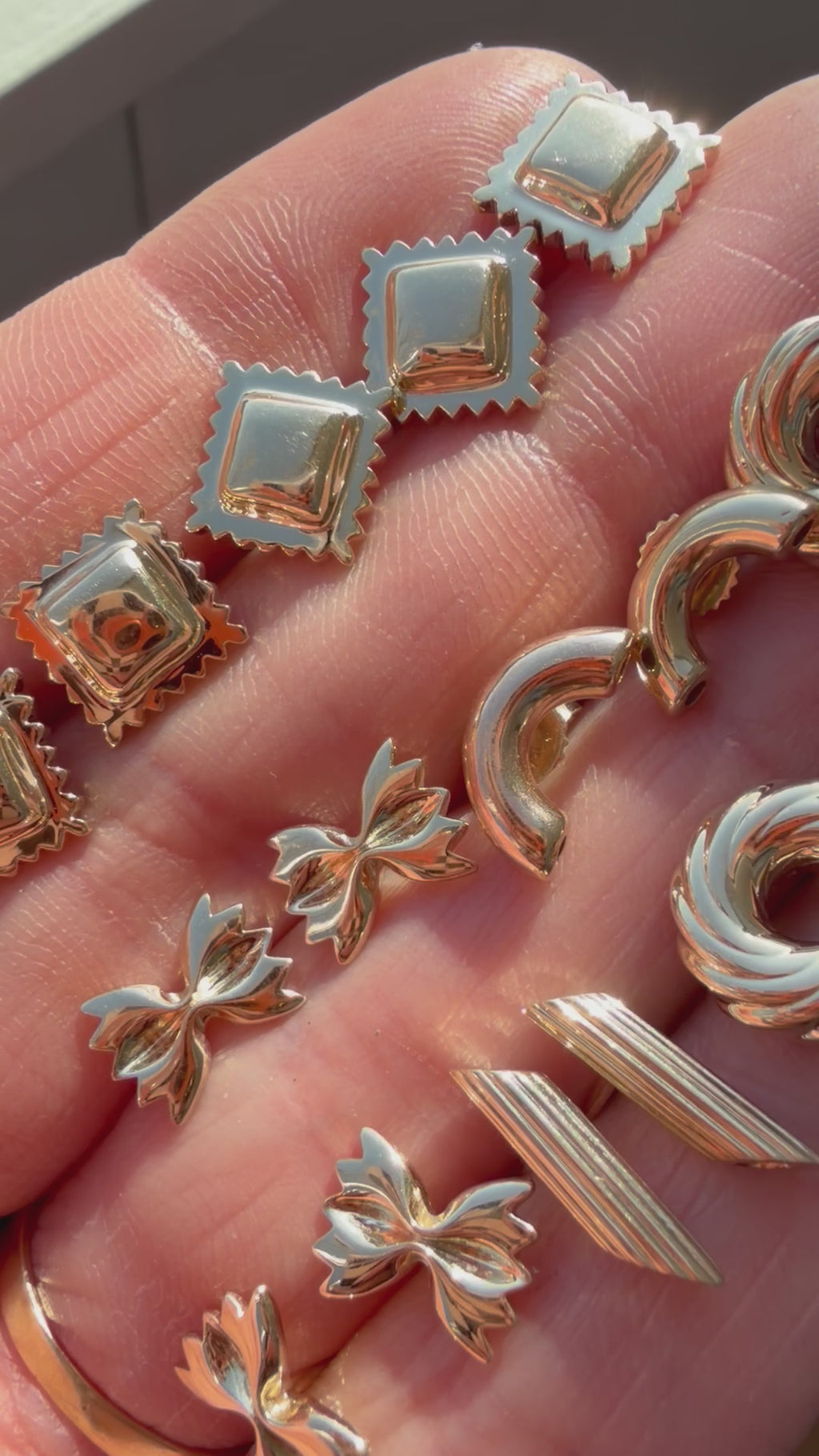 pasta studs