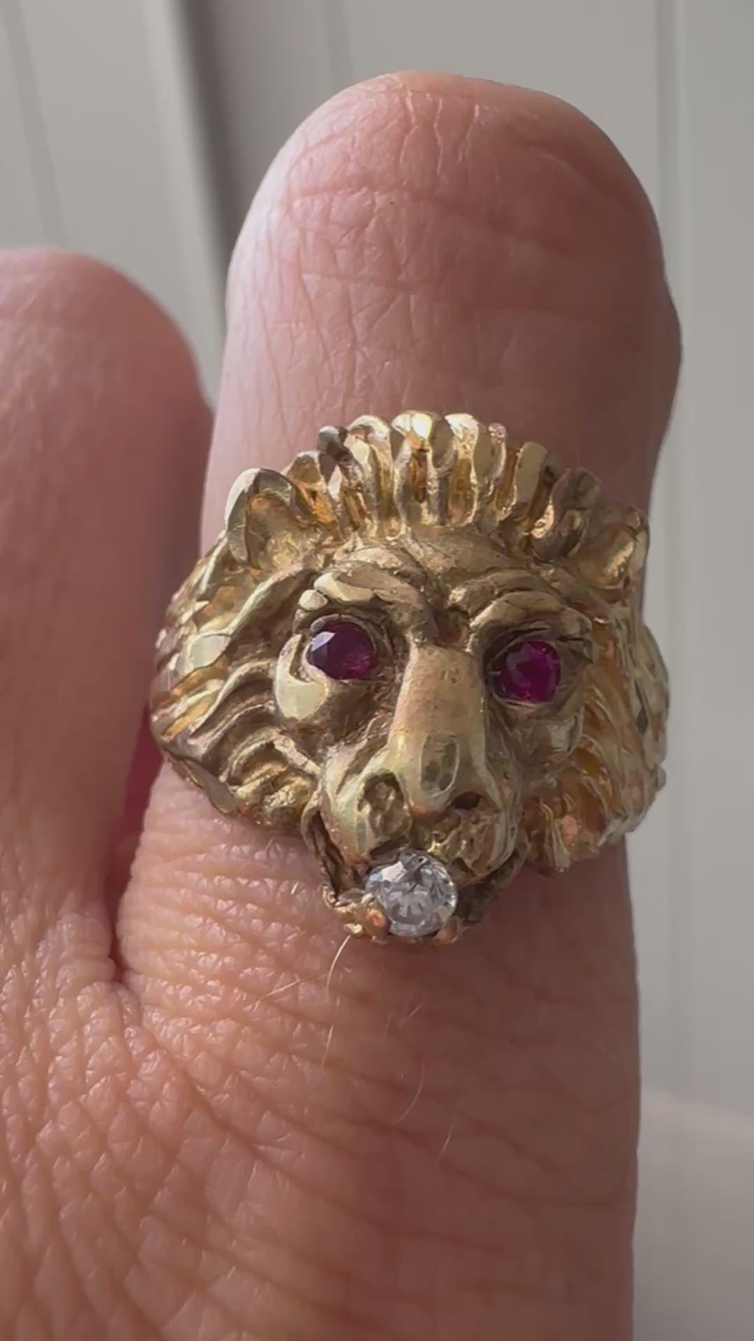 lion ring