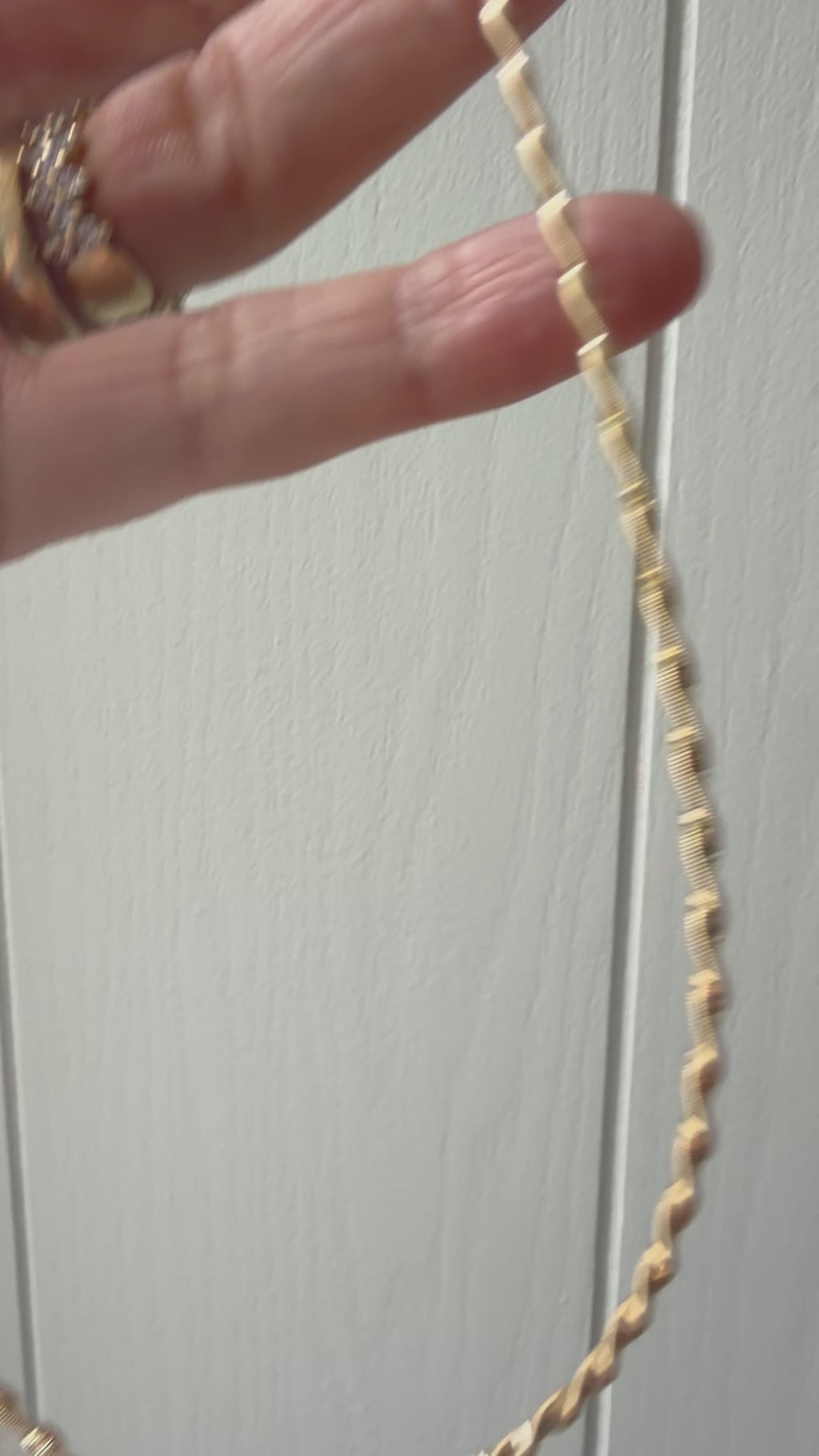 squiggle link chain 18"