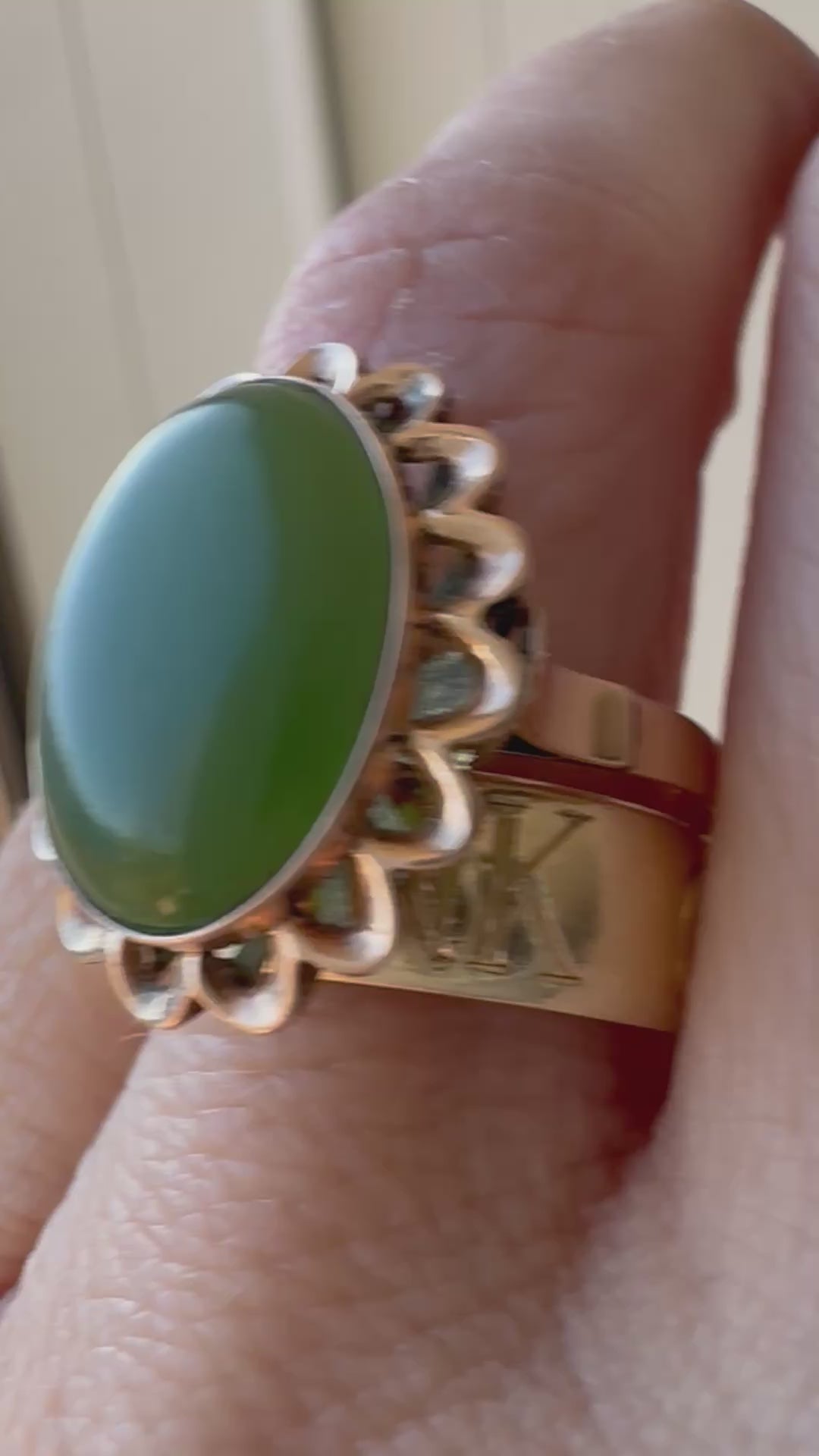 oval jade ring