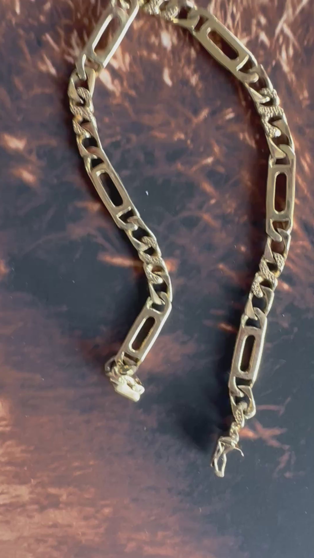 Solid figaro bracelet